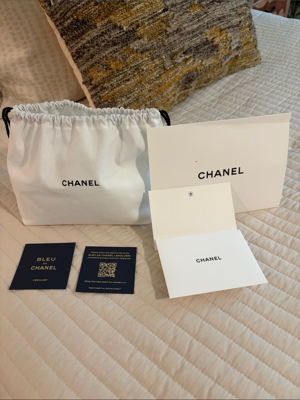 CHANEL White and Black Branded Dust Bag and Cards Set
